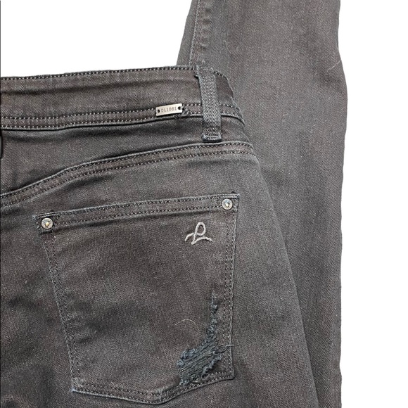 DL1961 Emma Legging Slashed Jeans - Picture 6 of 9